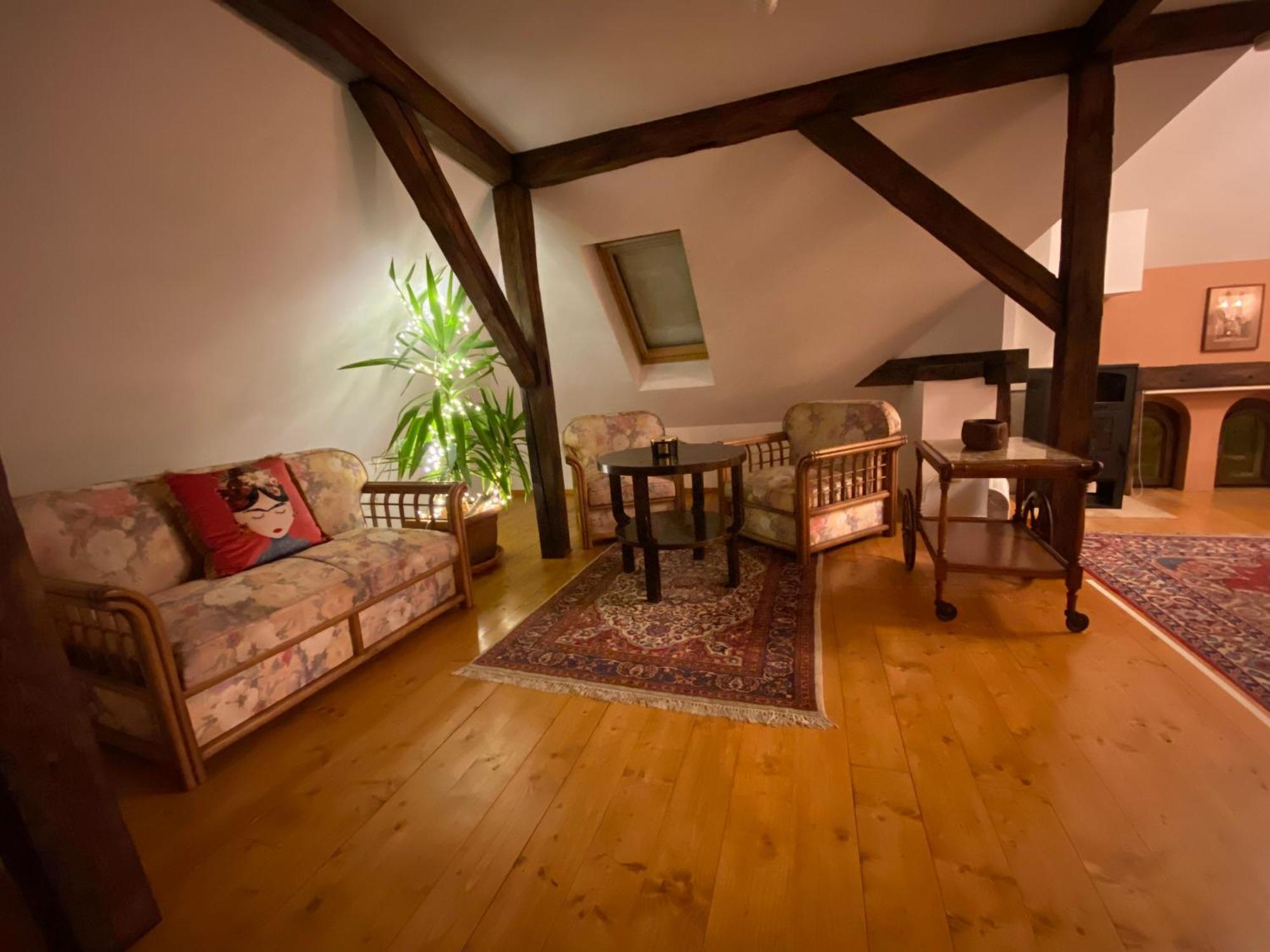 Rose'S Oldtown Apartment Brasov Exterior photo